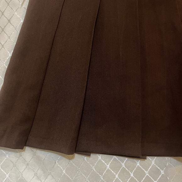 🛍️ 3 for $30 | H&M Divided Brown Pleated Skirt Dark Academia Preppy Y2K School - Picture 2 of 6